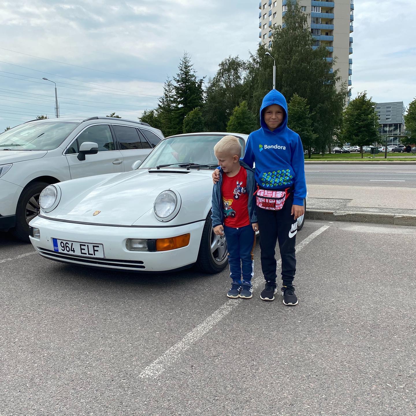 Still calling out registration plates for cars passing by?
