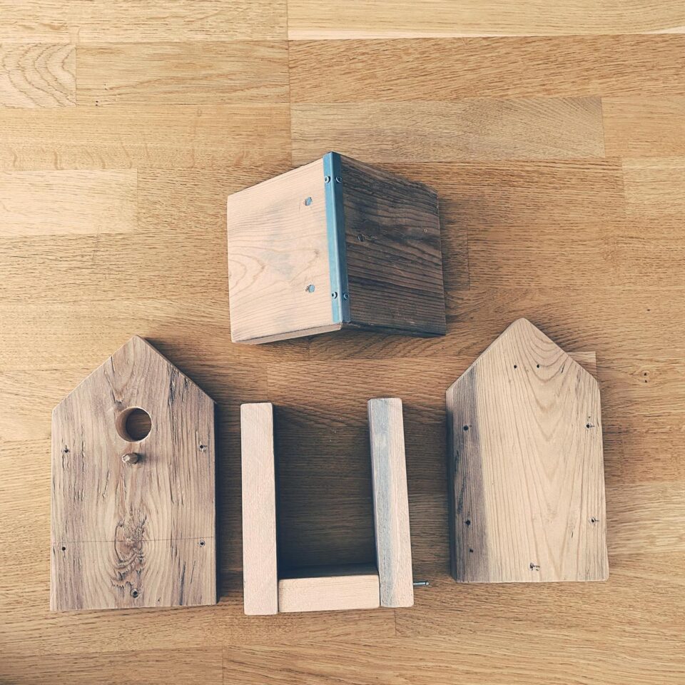 Easy to build a birdhouse with all pieces ready for assembly